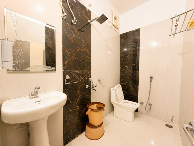 Bathroom 3, Hotel The Vintage Villa Jaisalmer, Jaisalmer