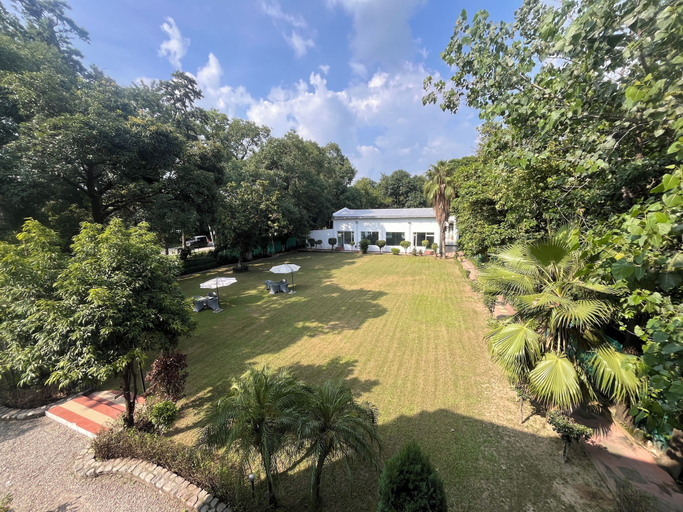 Property grounds 4, The Sukoon Corbett, Nainital