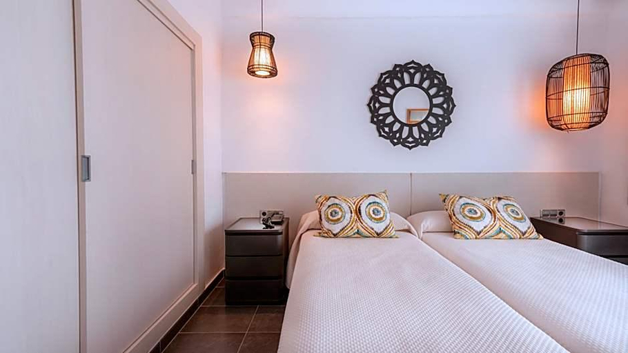 Bedroom 3, Palladium Hotel Cala Llonga, Baleares