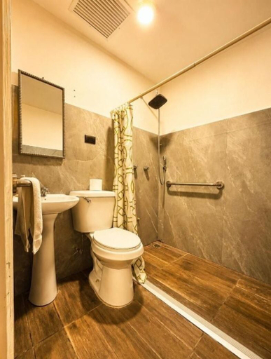 Bathroom 3, Hotel el Tucan Alajuela, Alajuela