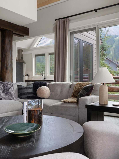 Living area 5, Saddle Ridge B5 3 Bedroom Townhouse, Madison