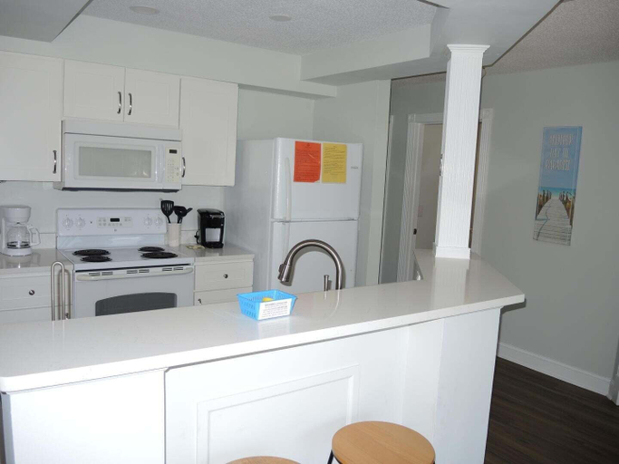 Private kitchen 1, 104 2 Bedroom Villa, Brunswick