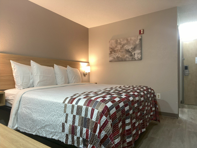 Bedroom 3, Red Roof Inn Winston-Salem, Forsyth