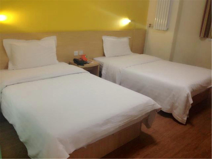 Bedroom 3, 7 Days Inn Beijing South Railway Station South Square Yangqiao, Beijing