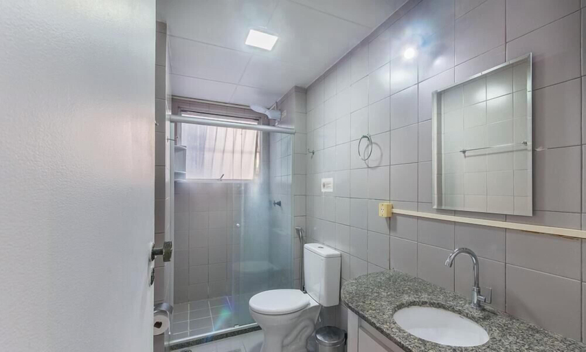 Bathroom, Apt 1 Bedroom in Salvador Ian0104, Salvador
