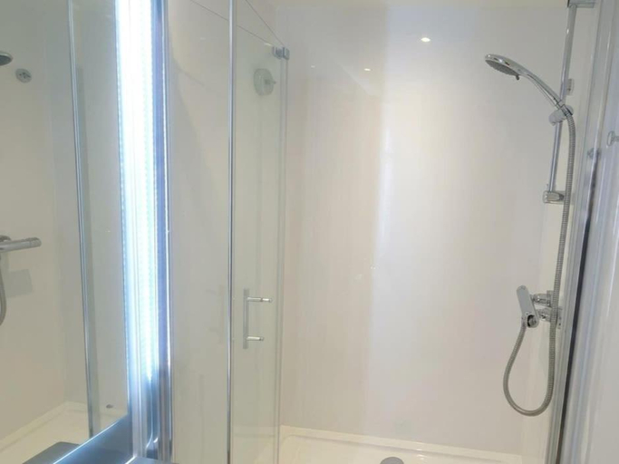 Bathroom 3, For Students Only - Straits Meadow - Near Edinburgh City Centre, Edinburgh