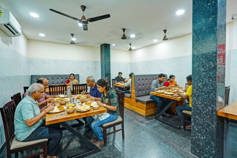 Food & Drinks 5, FabHotel Rushank Palace - Near Jawahar Circle, World Trade Park, Jaipur