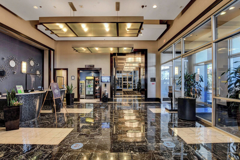 Lobby 5, Executive Suite Balcony Platinum Hotel, Clark