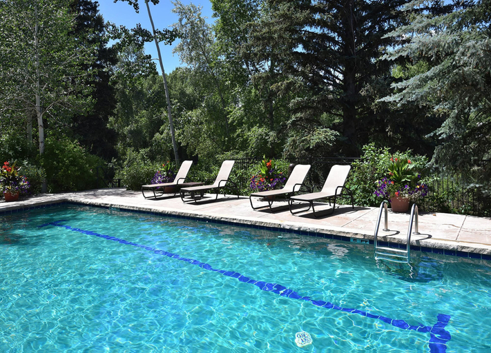 Pool 2, Brookside Townhome 201, 3BD in Avon With Amenities, Eagle