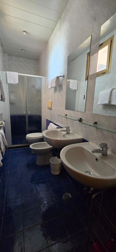 Bathroom 3, Hotel San Marco, Arezzo