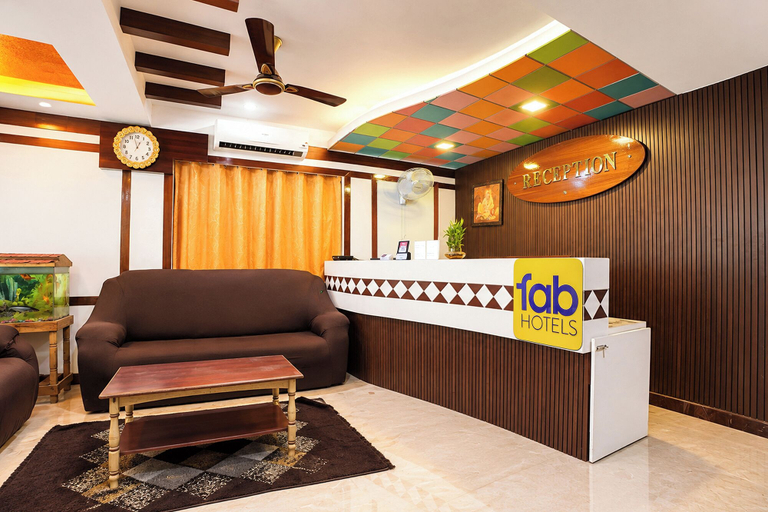 Reception 2, FabHotel Lloyd's Inn Kilpauk, Chennai