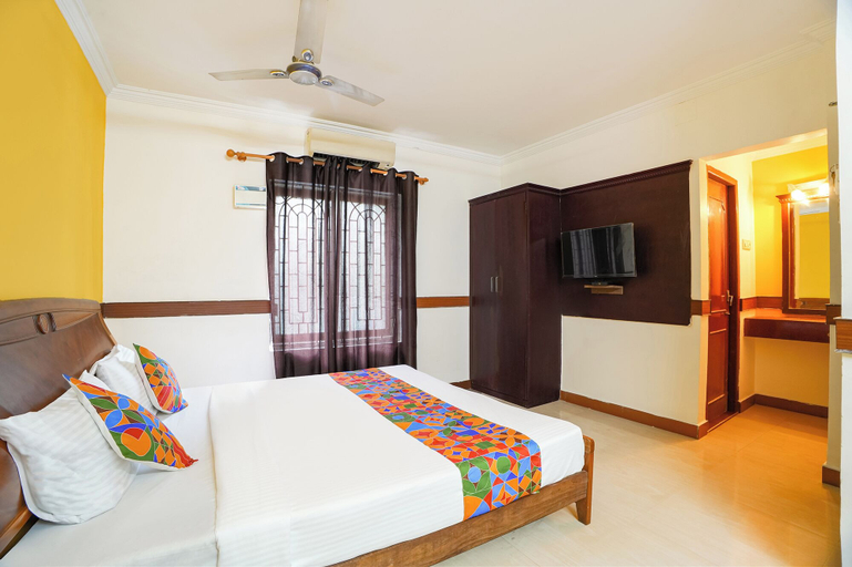 Room 5, FabHotel Lloyd's Inn Kilpauk, Chennai