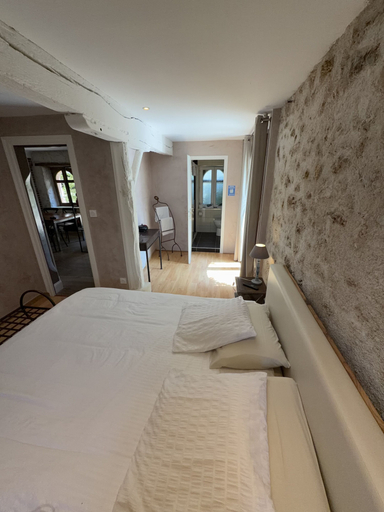 Bedroom 5, Le Corrigot, Marne