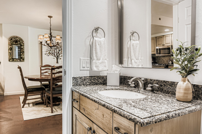 Bathroom 4, Borders Lodge L204 2BD Beaver Creek Ski-in, Ski-out Condo, Eagle