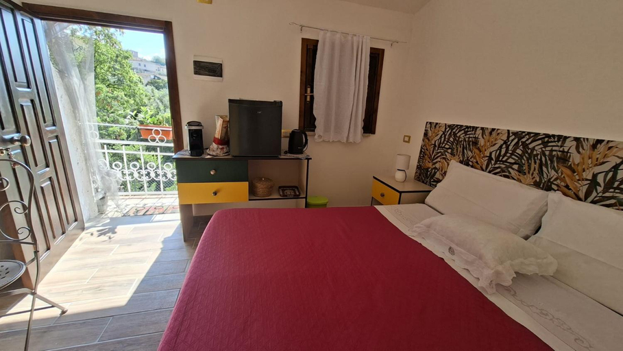 Bedroom 2, B&B Nonna Angela, Salerno