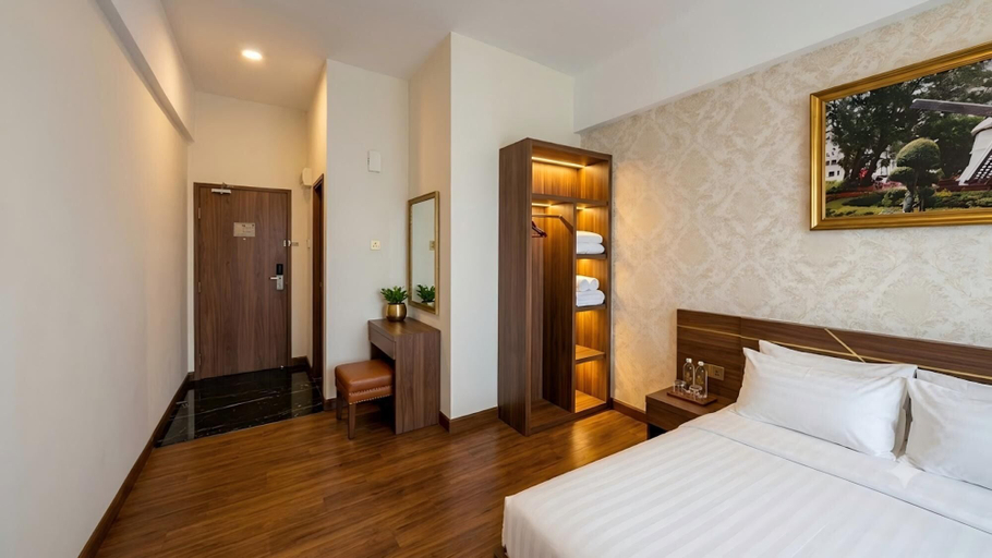 Room 4, 707 Crowns by Host Platinum, Malacca City