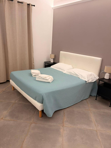 Bedroom 4, Relais Black Horse, Savona