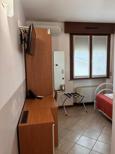 Bedroom 3, Hotel Mantova Sud, Mantua