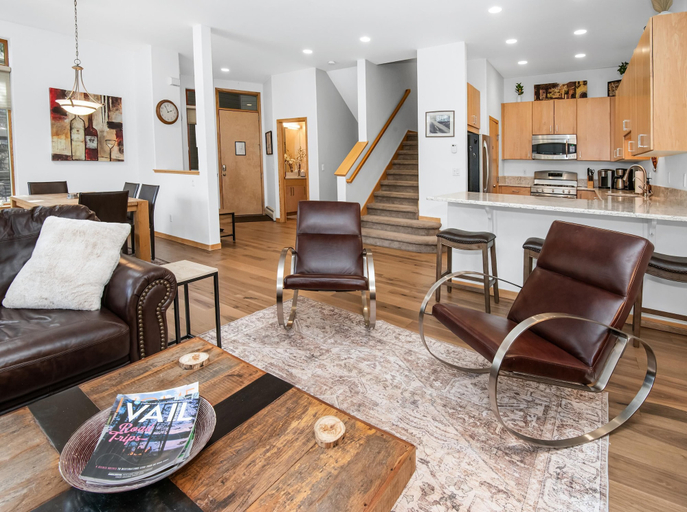 Living area 3, Savoy Villas 4D, 3BD Vail Condo With Garage, Eagle