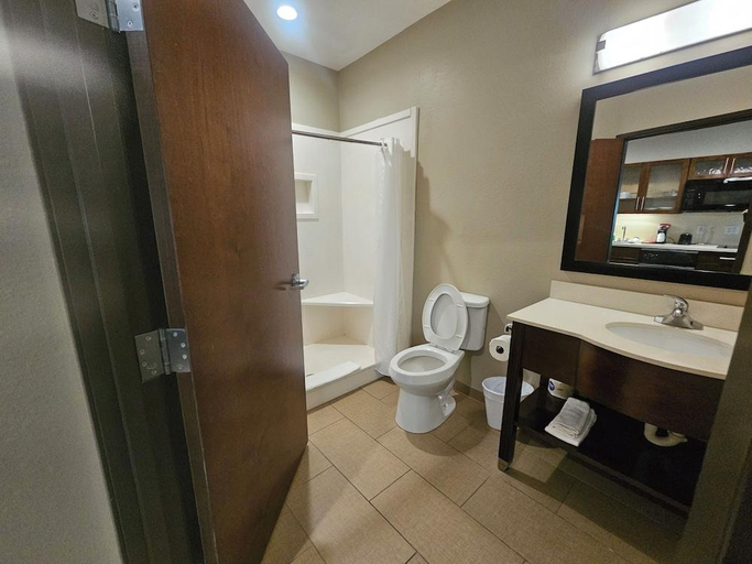 Bathroom 4, Heritage Place Hotel and Suites, Calcasieu