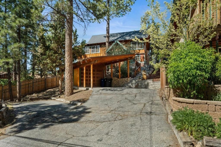 Exterior, The Calming Pines Cabin, San Bernardino