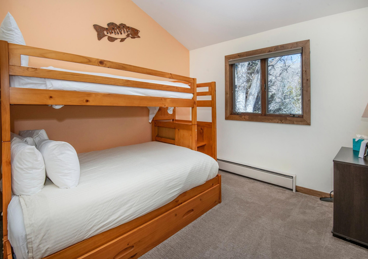 Room 5, Timber Falls 1005, 3BD East Vail Condo With Amenities, Eagle