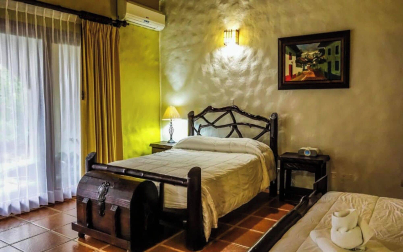 Room, Arenal Rainforest, San Carlos