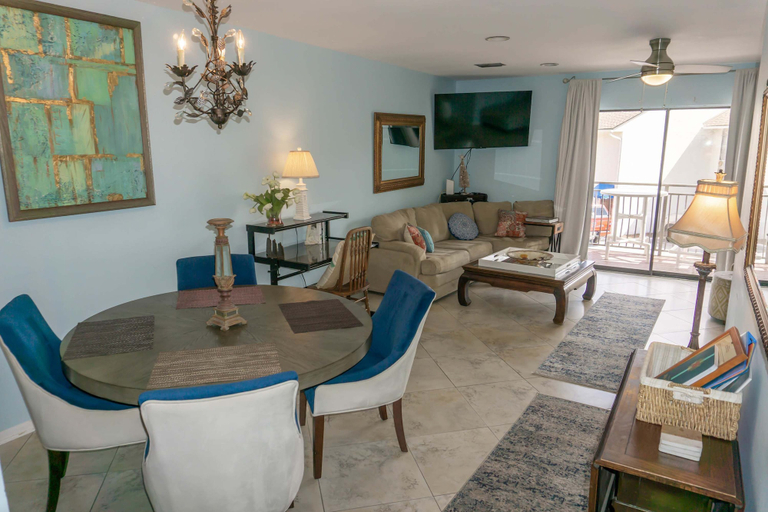 Room 3, Beachfront Villa With Sea Views Bikes Included Gulf Across St Kayak Access, Walton
