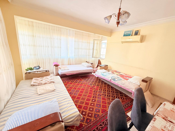 Bedroom 2, Adventurous Local Hostel, Fethiye