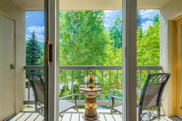Property grounds 3, Borders Lodge L204 2BD Beaver Creek Ski-in, Ski-out Condo, Eagle
