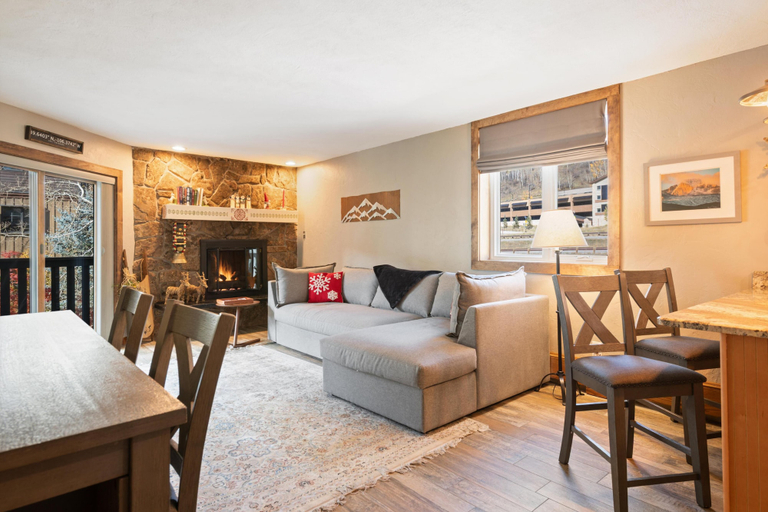 Living area 3, Westwind 309 1BD 2BA Platinum Condo in Lionshead Village, Eagle