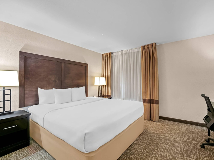 Bedroom 3, Comfort Inn & Suites, Wayne