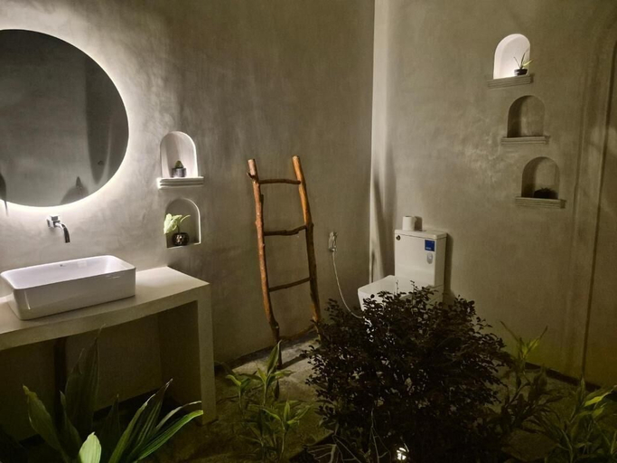 Bathroom 3, Lashi Dreams Ahangama, Habaraduwa