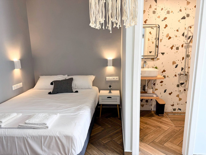 Room 3, Amfitriti 30meter to Beach, 6min Old Town, 2BD 4PL, Crete