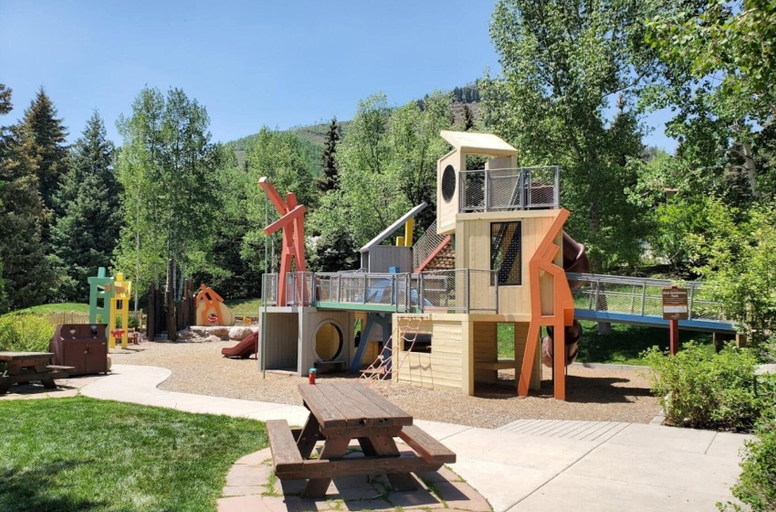 Children's area, Breakaway West 222, 2BD Vail Condo, Eagle