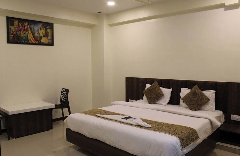 Room 2, HOTEL ROSE PALACE, Surat