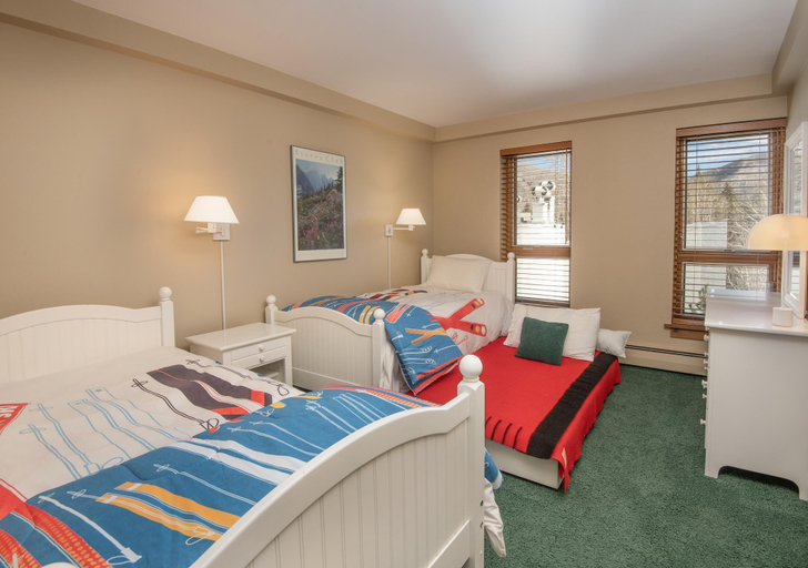 Room 5, Treetops 6A, 3BD Ski-in Ski-out Condo, Eagle