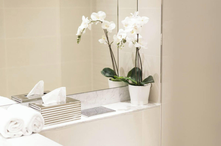 Bathroom 3, bnbme - La Cote 3 - 2BR, Dubai