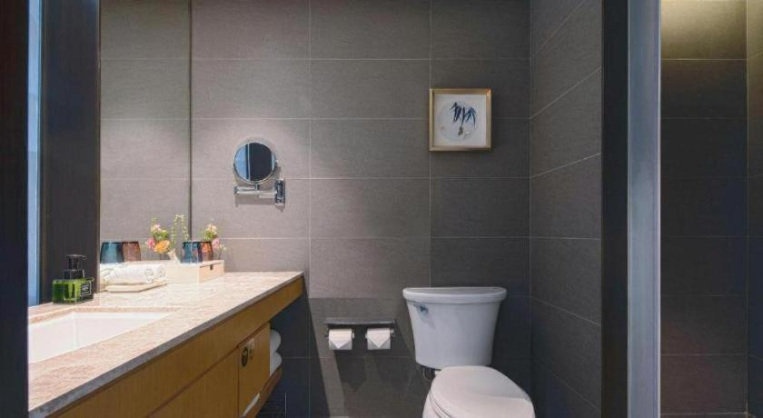 Bathroom 4, The Hotel V Nanjing Confucius Temple, Nanjing