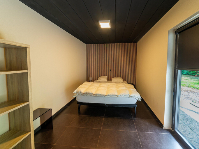 Bedroom 3, Luxury Villa With Pool, Luxembourg