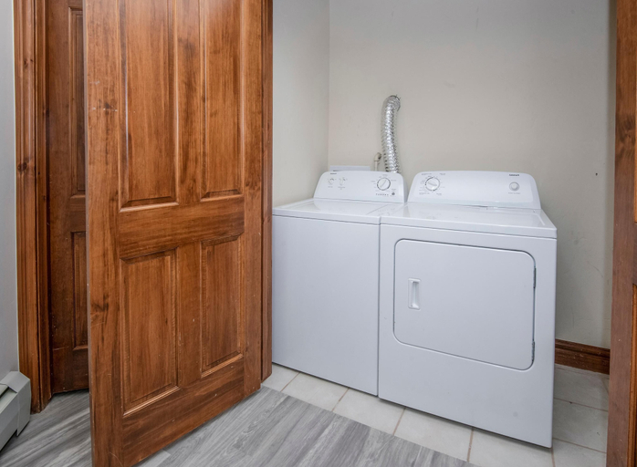 Interior 3, Brookside Townhome 201, 3BD in Avon With Amenities, Eagle