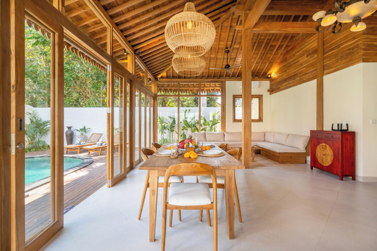 Outdoor dining 2, Villa Nirwana, Klungkung