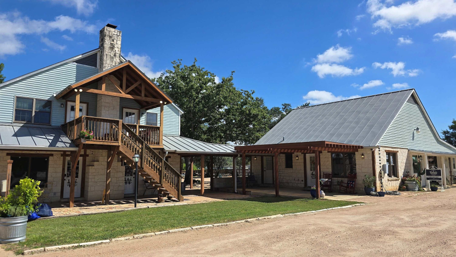 Exterior, Felwerk - Dual Studio Stay, Comal