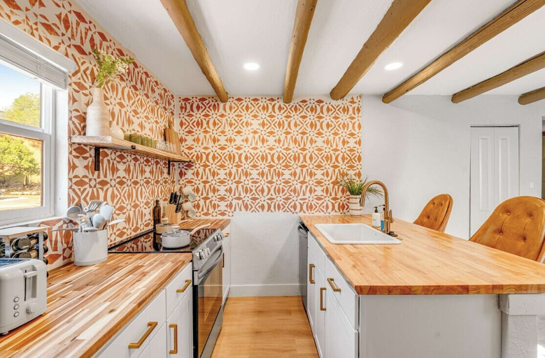 Private kitchen, El Colorado Casita 18, El Paso