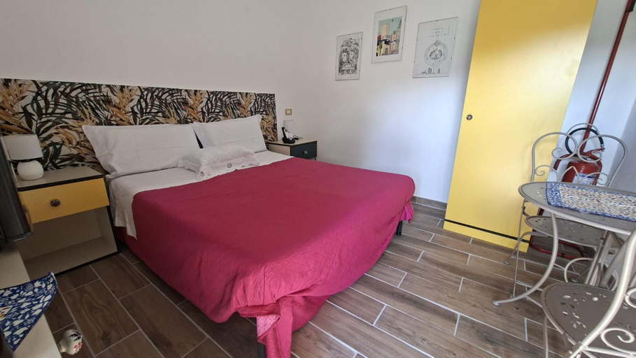 Bedroom 4, B&B Nonna Angela, Salerno