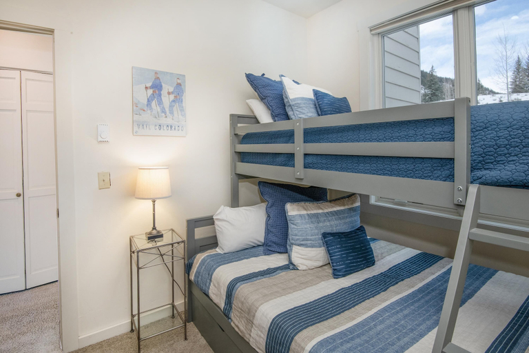 Room 4, Sun Vail 34b, 3BD Condo With Vail Mountain Views, Eagle