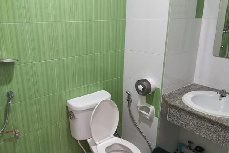 Bathroom 3, UJ Apartment, Muang Chon Buri