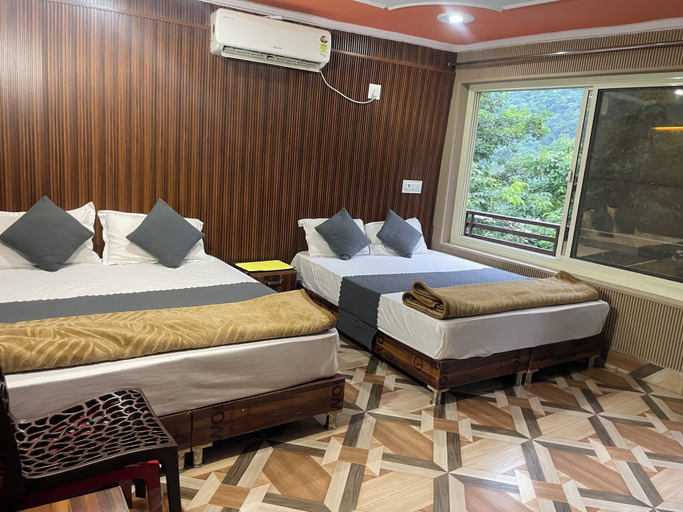 Room 1, Lucky Happy Family Resort, Garhwal