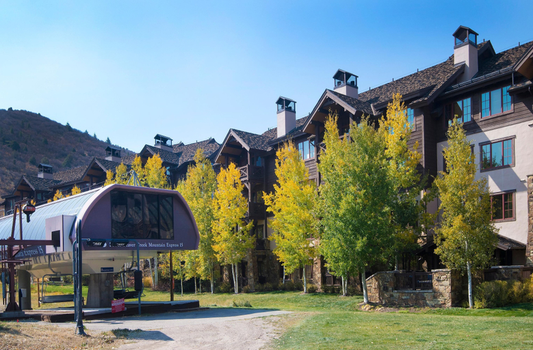 Exterior & Views 2, Beaver Creek Landing A204, 3BD 3.5ba Ski In/out Condo, Eagle