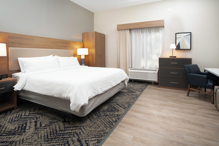 Bedroom 2, Candlewood Suites Middletown - Goshen, Orange